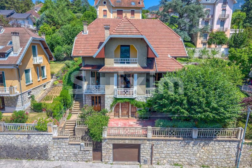Vendita Casa Aix-les-Bains 10&nbsp;Camere 228.1&nbsp;m²