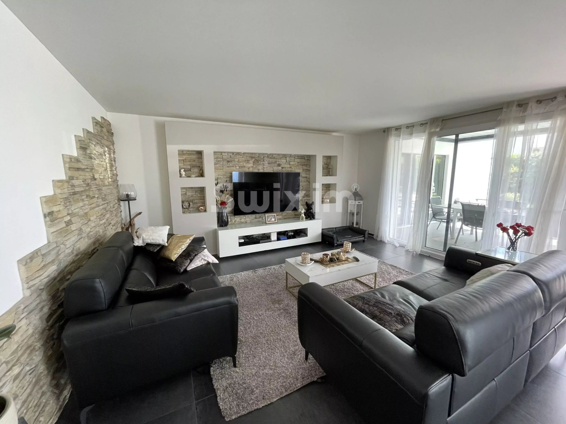 villa 5.5 Pièces en vente sur Neuchâtel (2000)