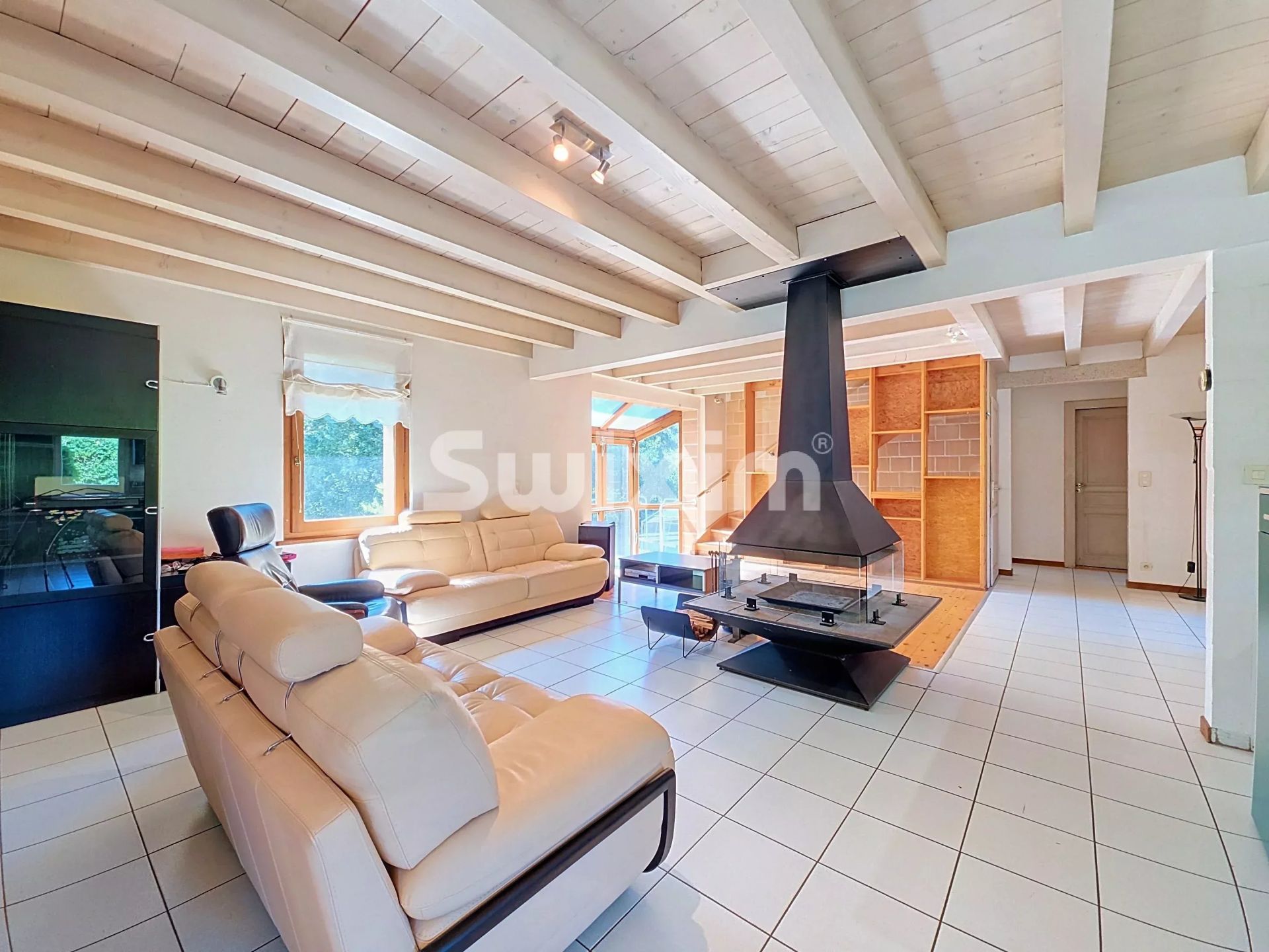 maison 10 Pièces en vente sur Divonne-les-Bains (01220)