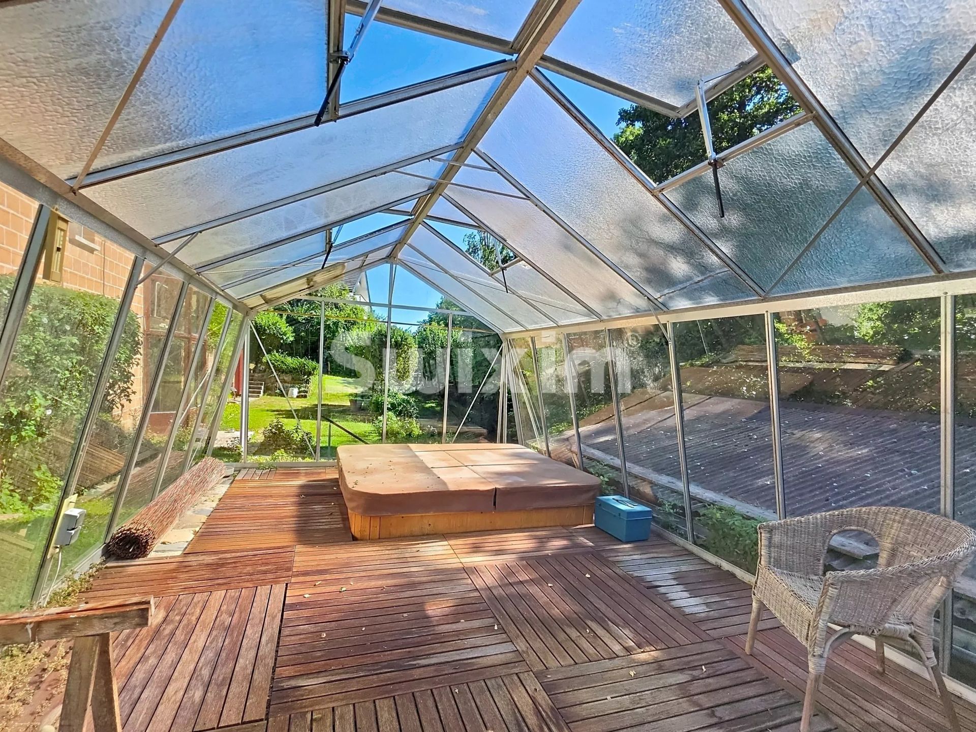 casa 10 Quartos para venda sobre Divonne-les-Bains (01220)