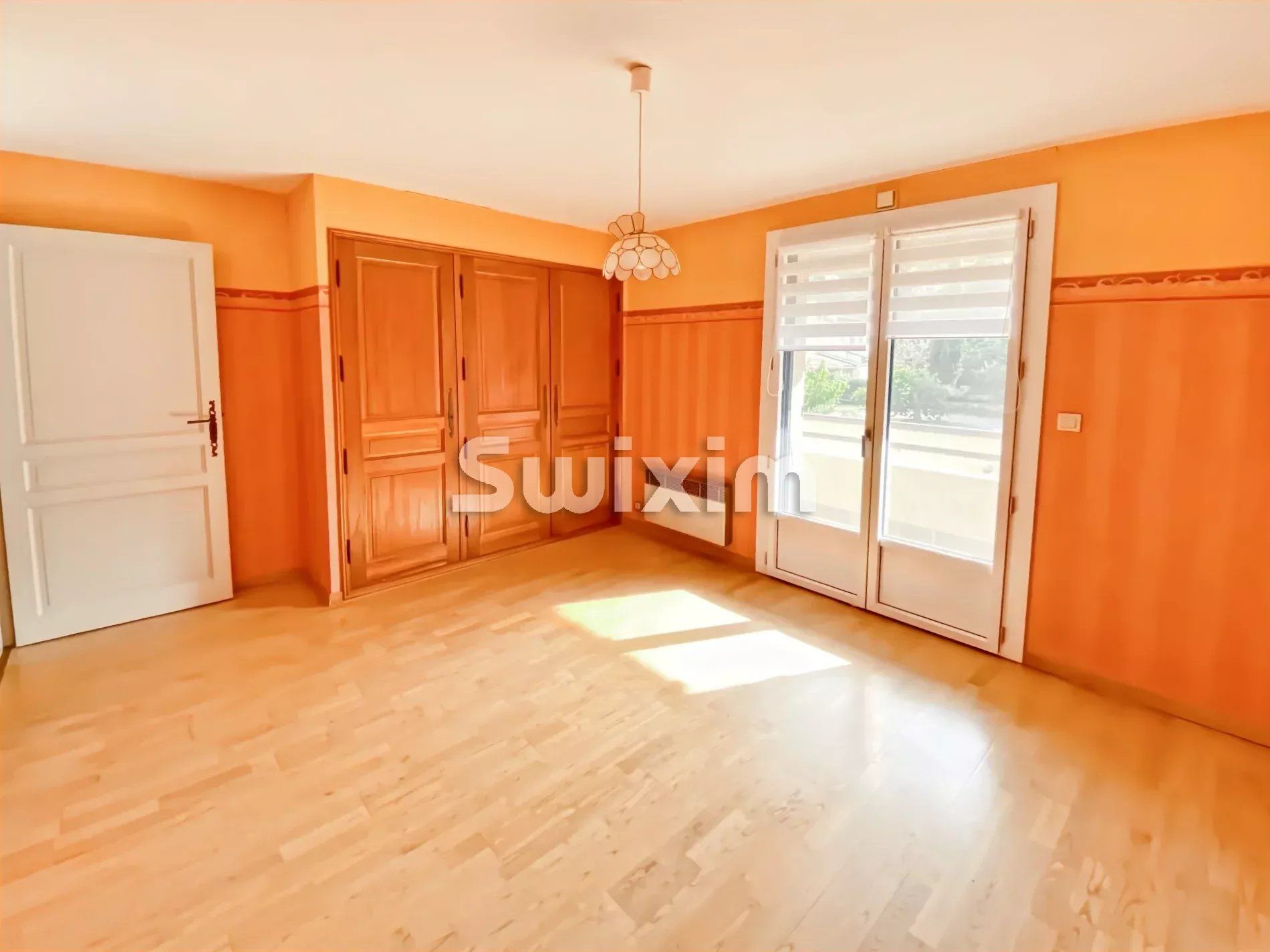 haus 5 Zimmer zum verkauf auf Bagnols-sur-Cèze (30200)