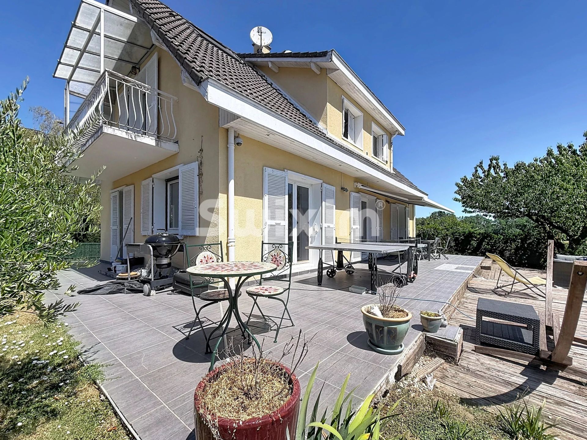 haus 6 Zimmer zum verkauf auf Sergy (01630)