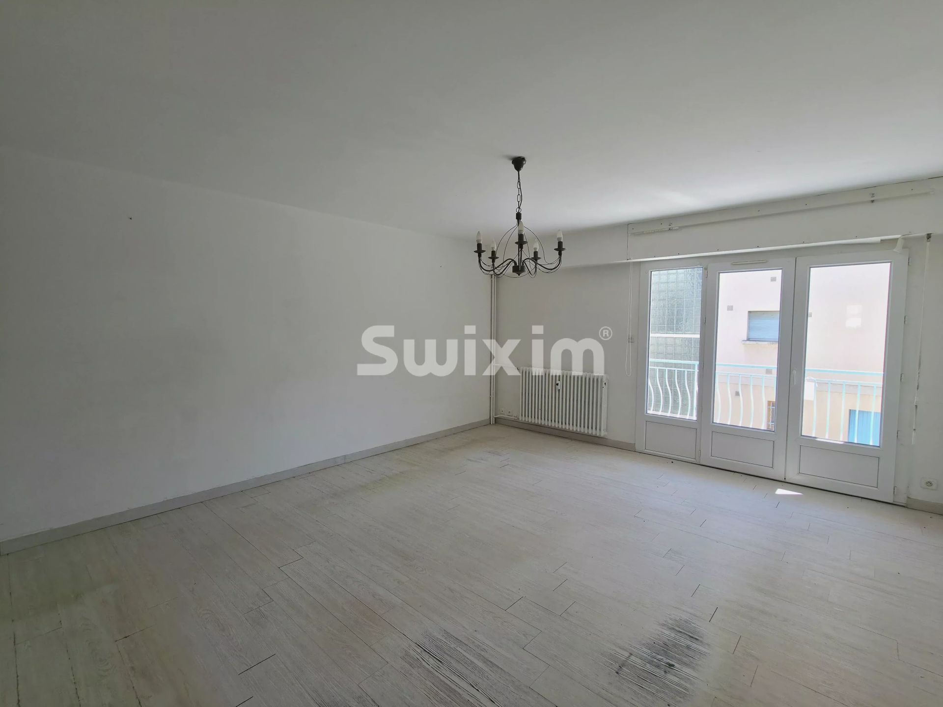 apartment 3 Rooms for sale on Valréas (84600)