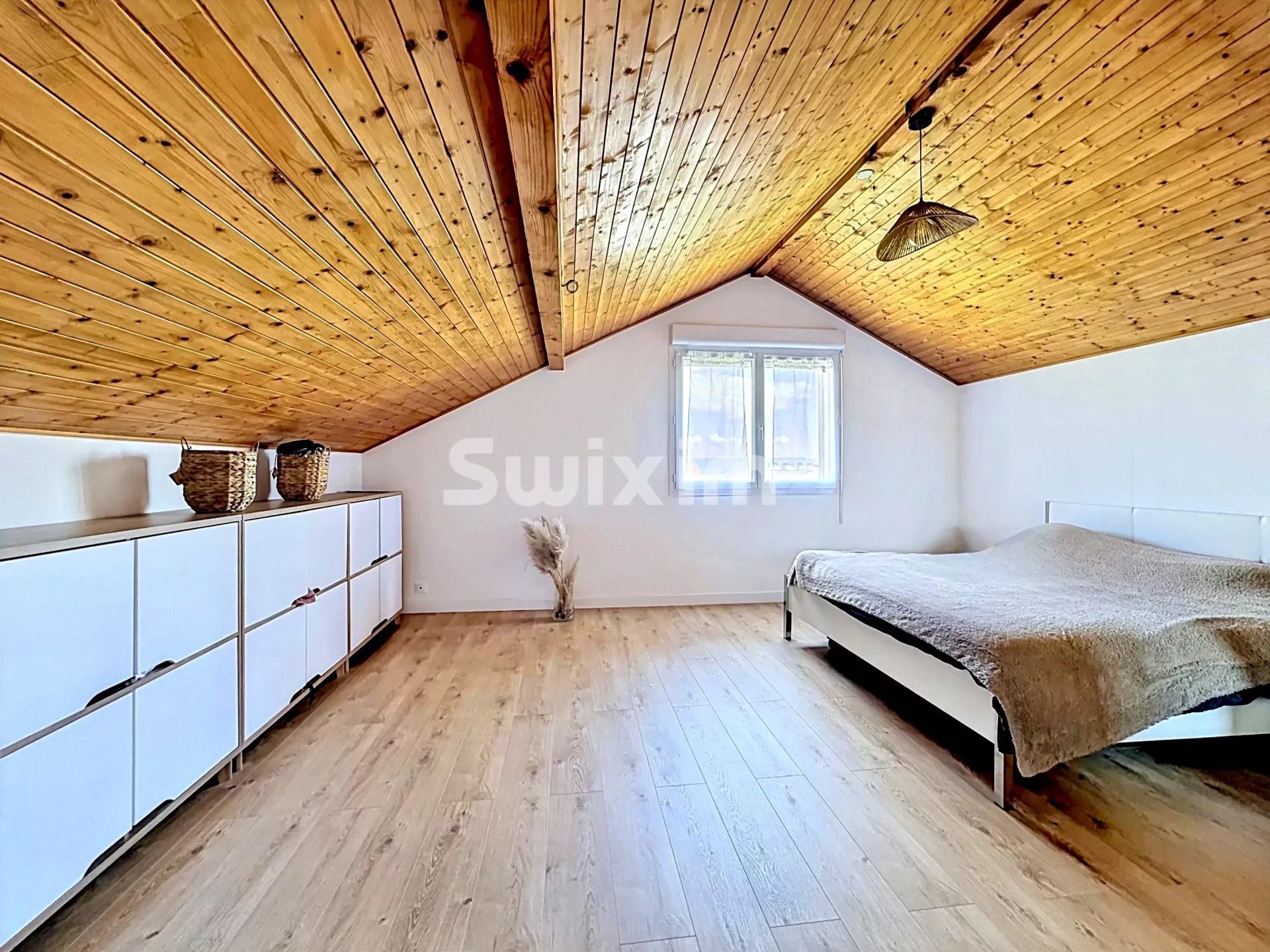 casa 6 Camere in vendita su Neuvecelle (74500)