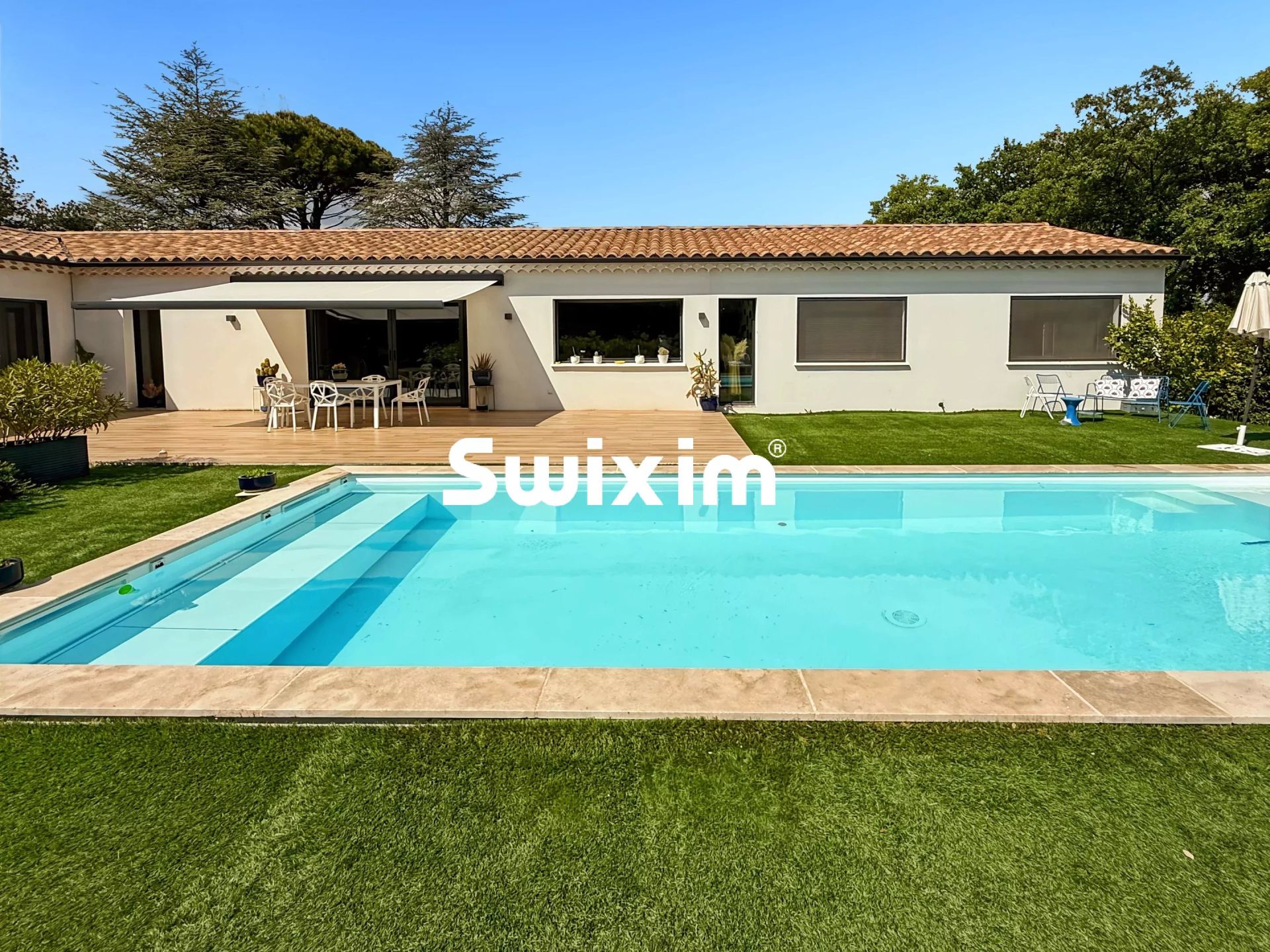 casa 6 Quartos para venda sobre Bourg-Saint-Andéol (07700)