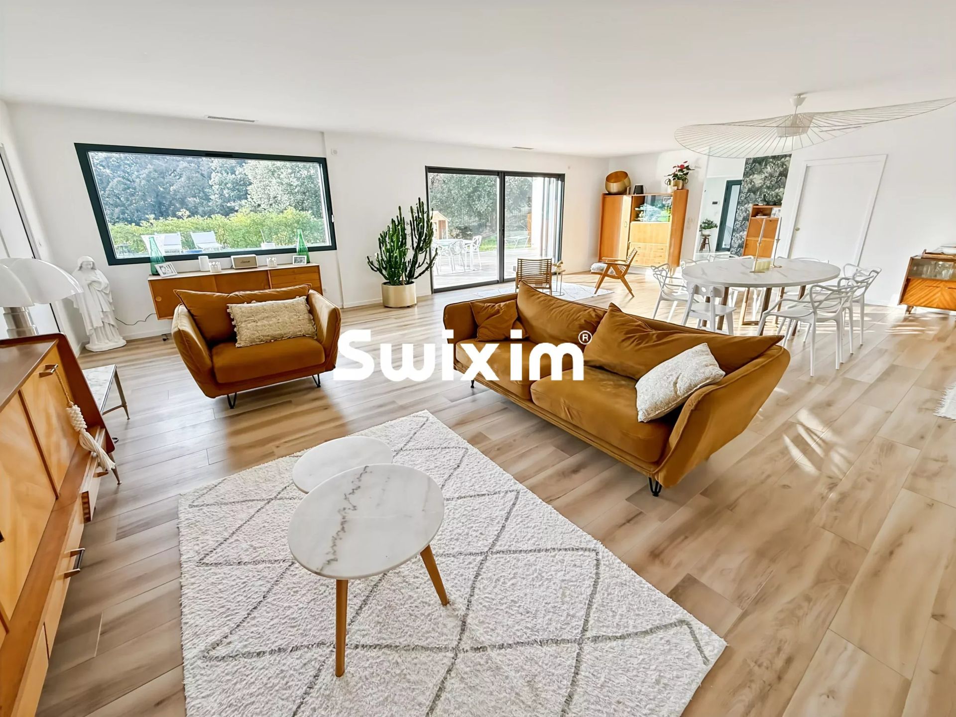 casa 6 Quartos para venda sobre Bourg-Saint-Andéol (07700)