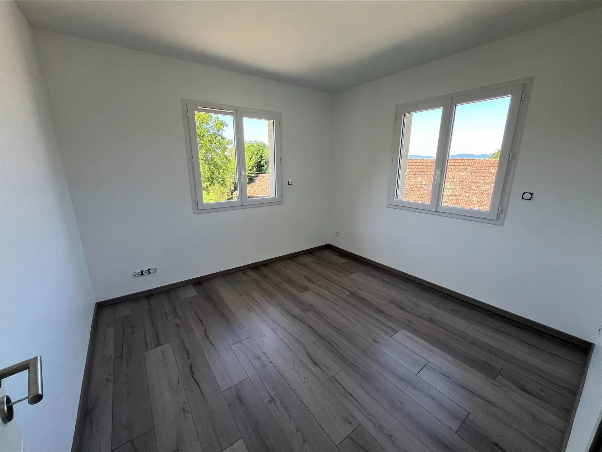 house 5 Rooms for rent on Ruffieux (73310)