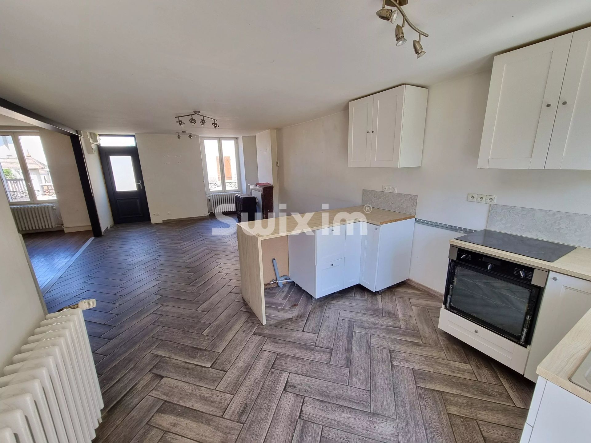 casa 5 Quartos para venda sobre Châtel-Censoir (89660)