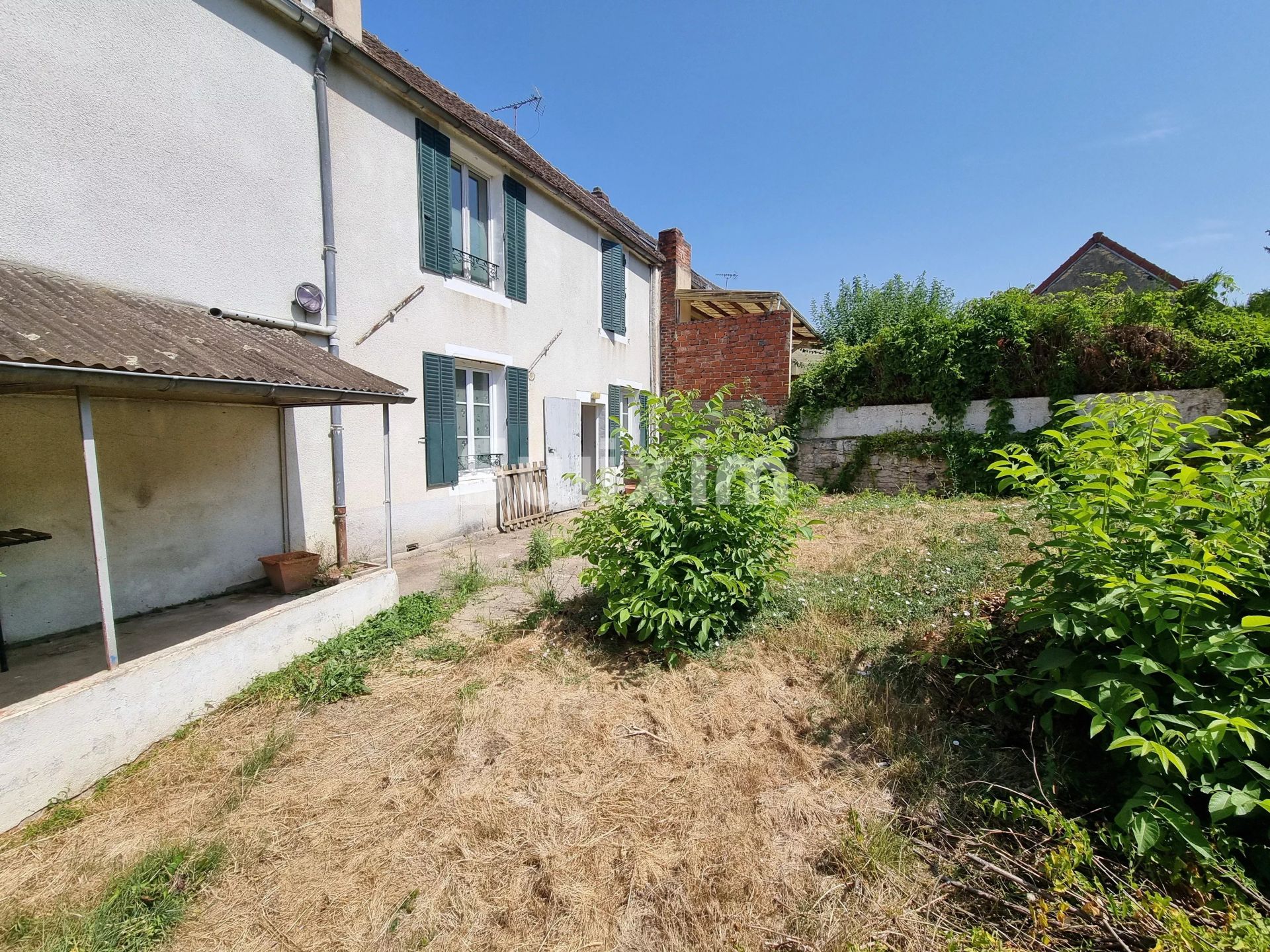 casa 5 Quartos para venda sobre Châtel-Censoir (89660)