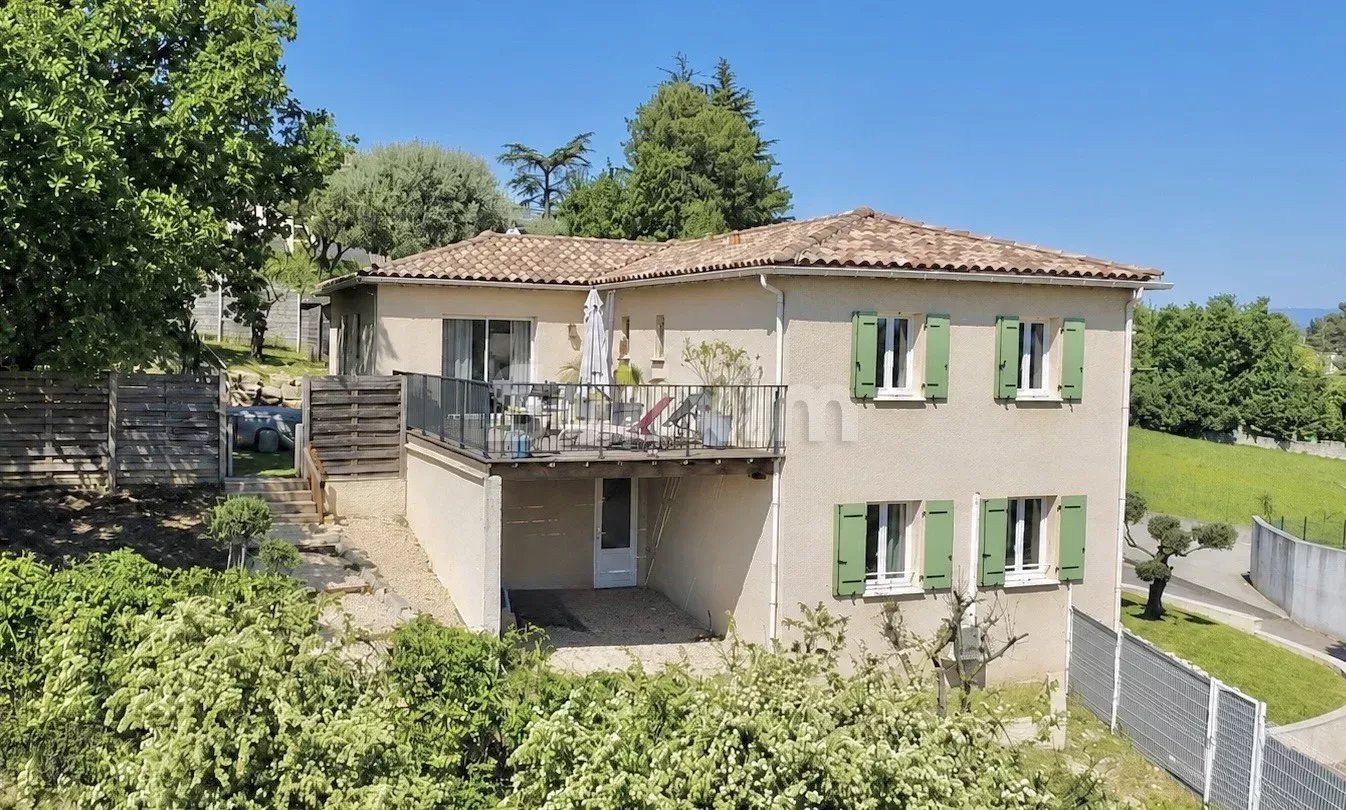 villa 7 Camere in vendita su Alès (30100)