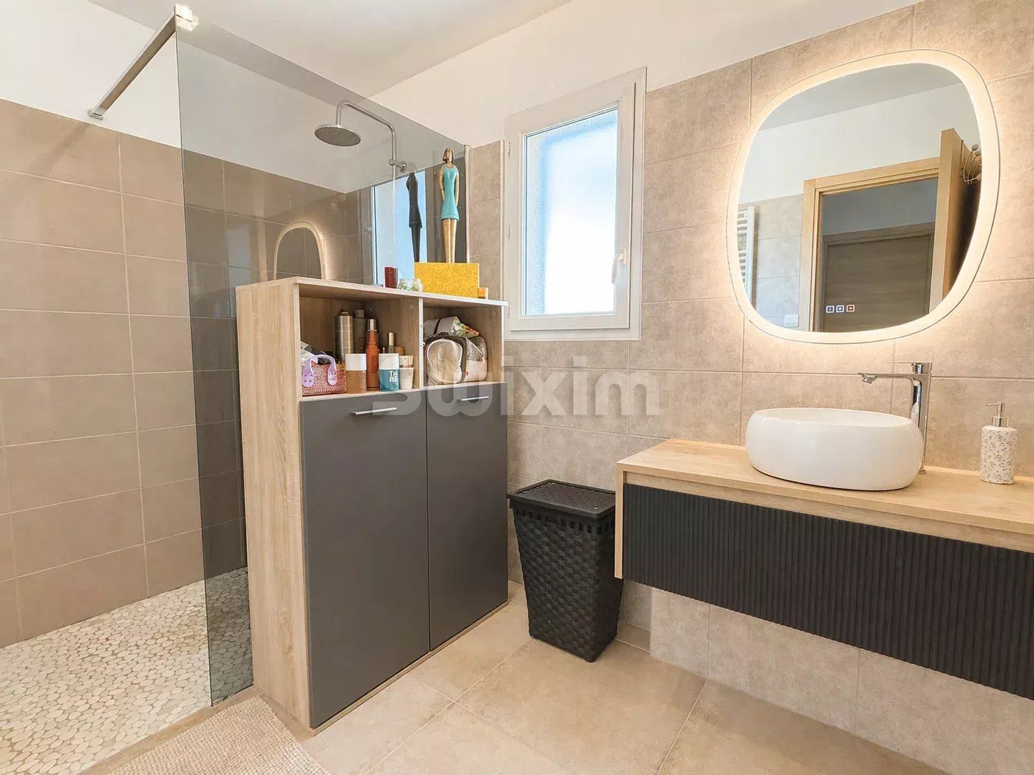 villa 7 Camere in vendita su Alès (30100)