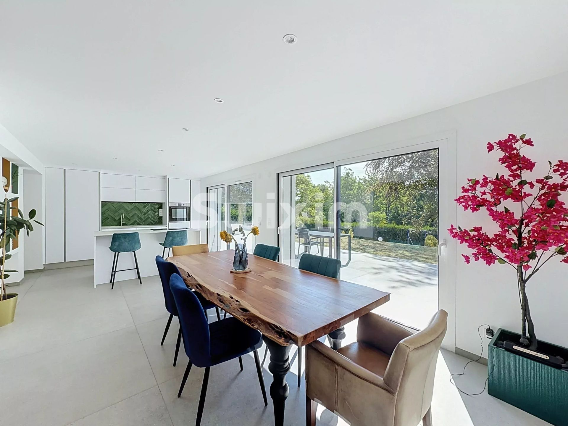 haus 8 Zimmer zum verkauf auf Prévessin-Moëns (01280)