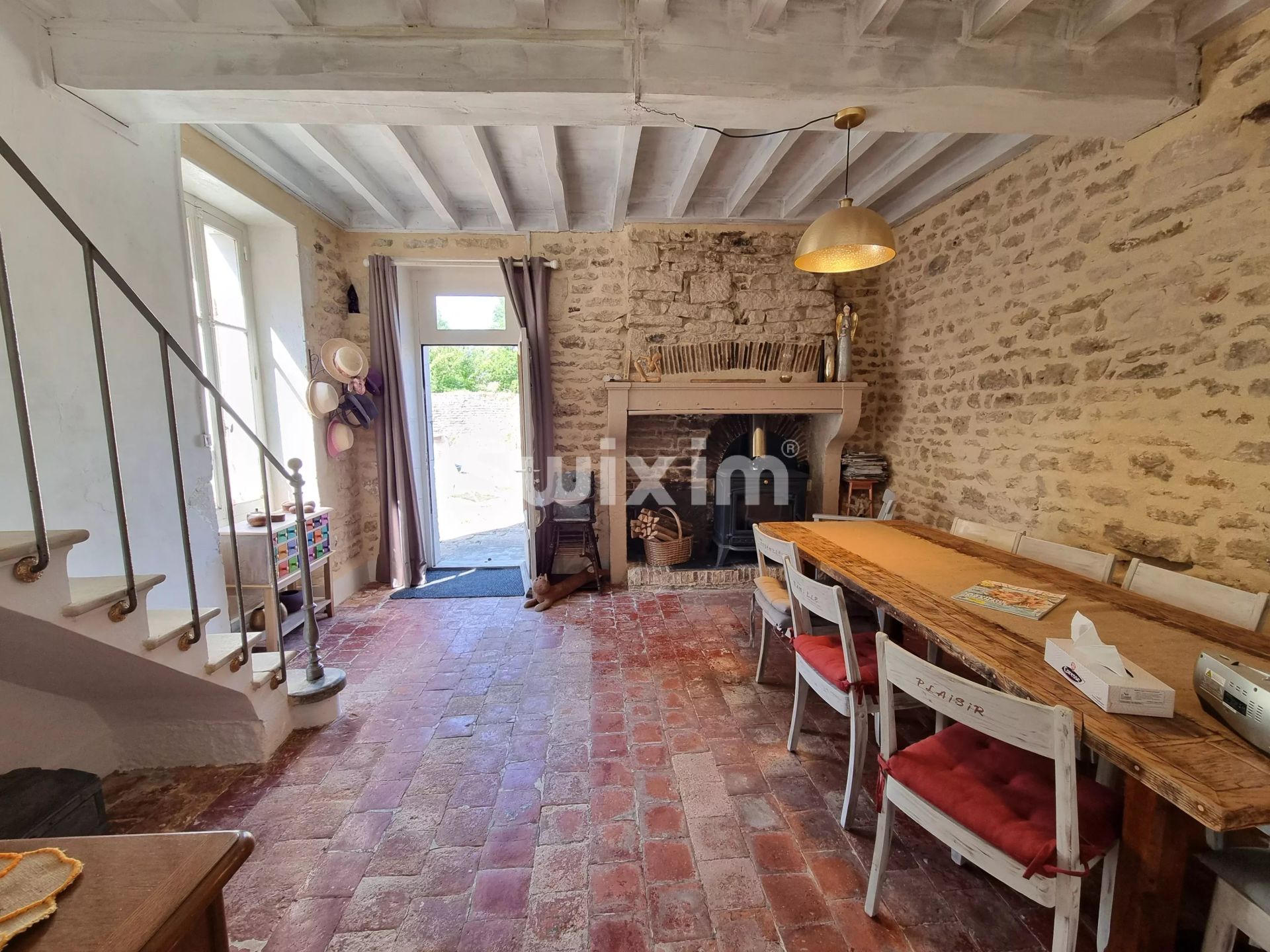 casa 6 Quartos para venda sobre Corvol-l'Orgueilleux (58460)