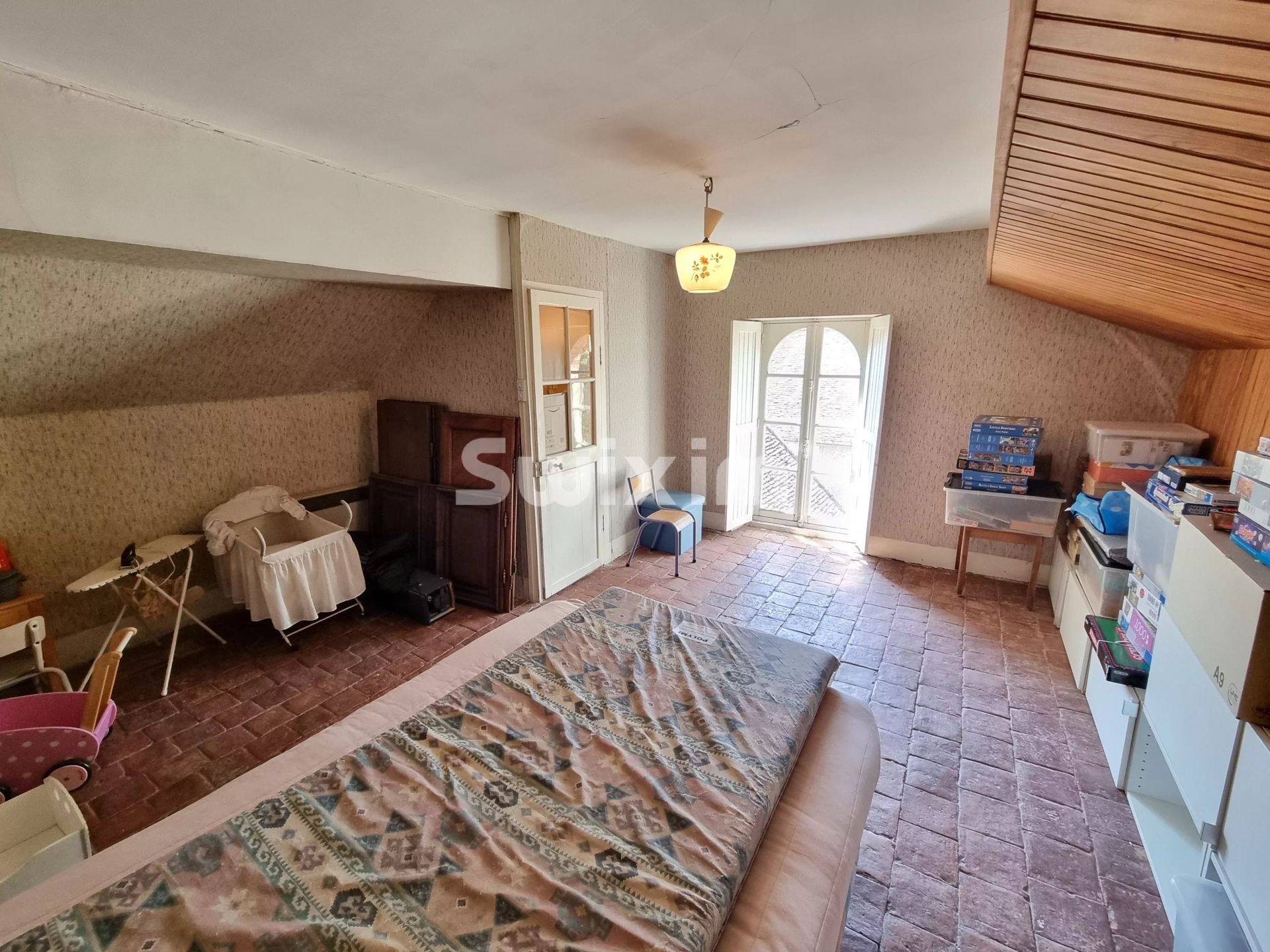casa 6 Quartos para venda sobre Corvol-l'Orgueilleux (58460)