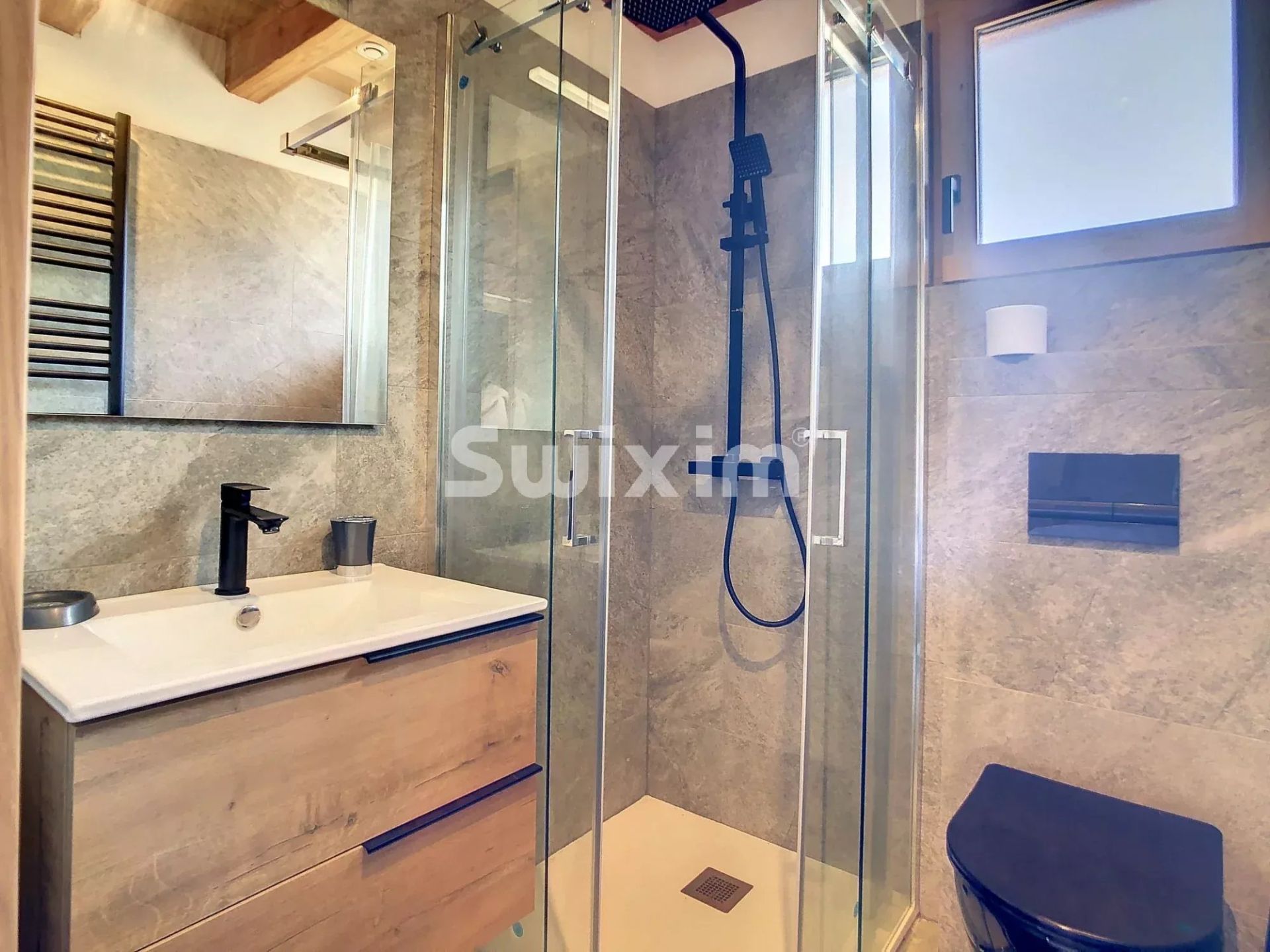 casa 6 Camere in vendita su Demi-Quartier (74120)