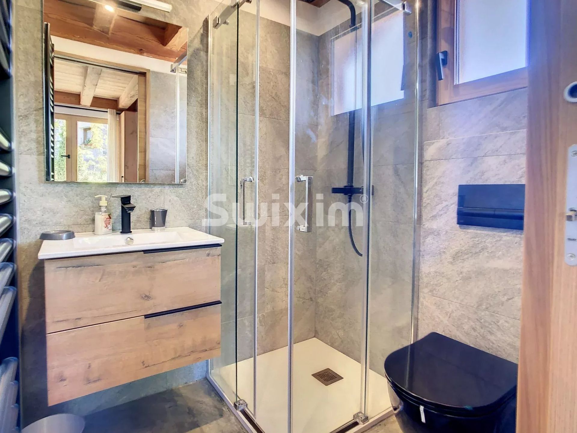 casa 6 Camere in vendita su Demi-Quartier (74120)
