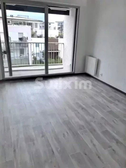 apartment 1 room for sale on Aix-les-Bains (73100)