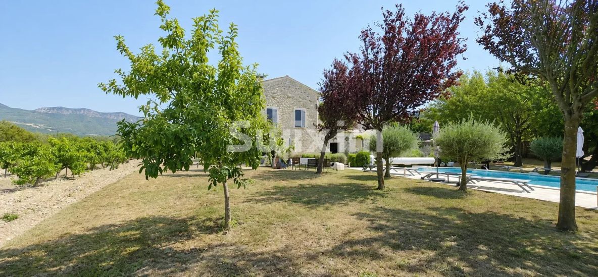 Venda Mas Grignan 12&nbsp;Quartos 341&nbsp;m²