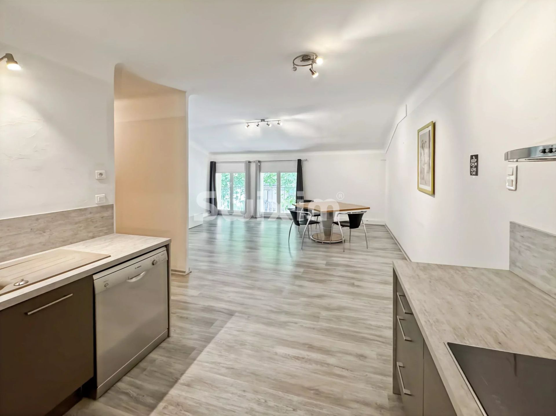 casa 9 Quartos para venda sobre Sainte-Cécile-les-Vignes (84290)