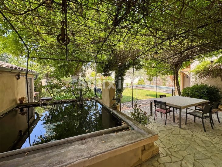 Venda Casa Sainte-Cécile-les-Vignes 9&nbsp;Quartos 311.5&nbsp;m²