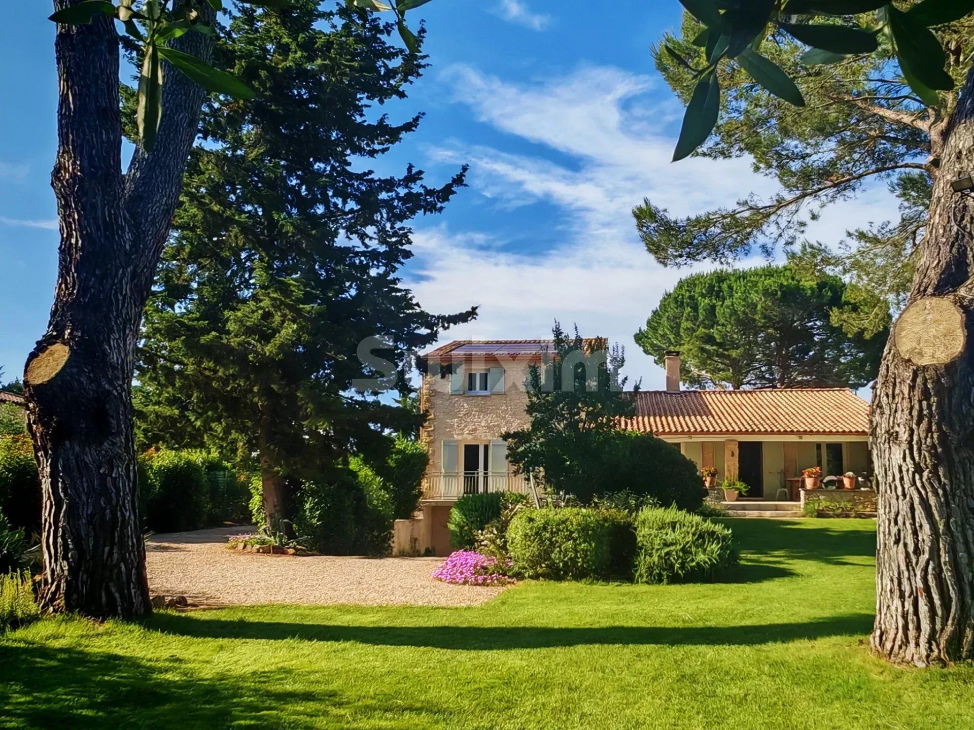 villa 8 Pièces en vente sur Vers-Pont-du-Gard (30210)