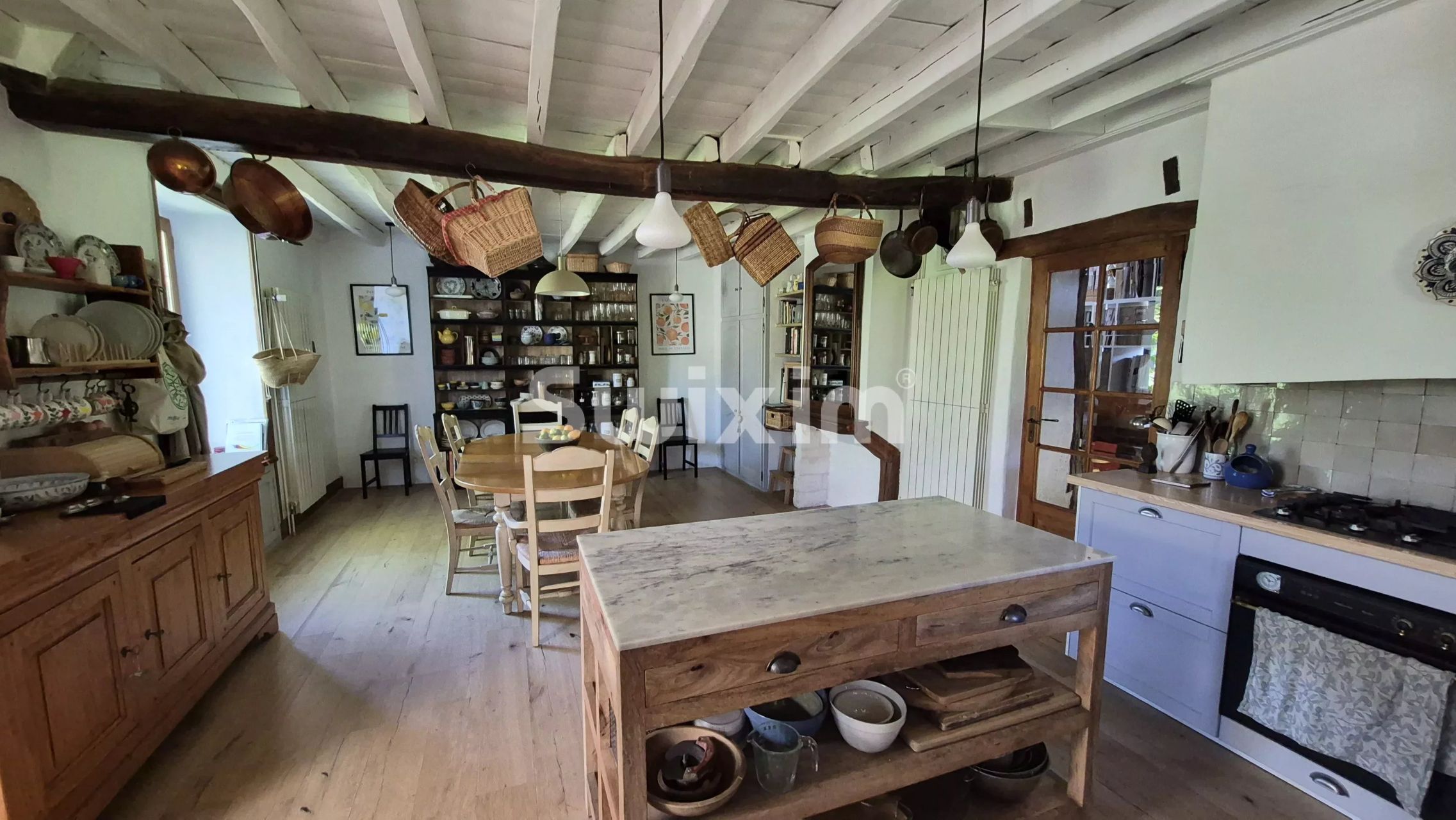 casa en venta en Noyers (89310)