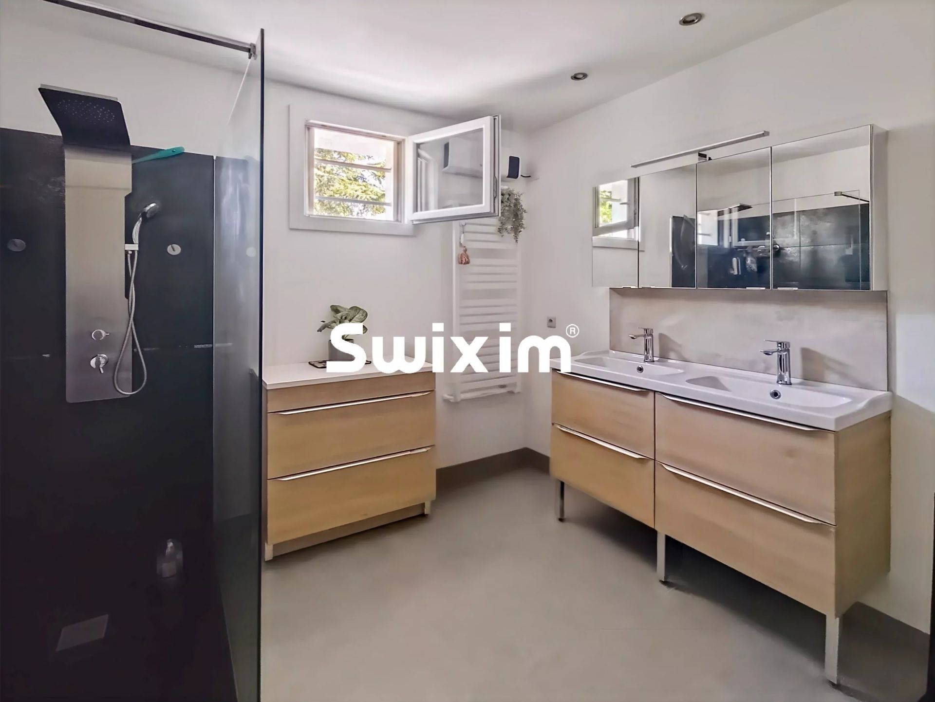 casa 5 Salas en venta en Pierrelatte (26700)