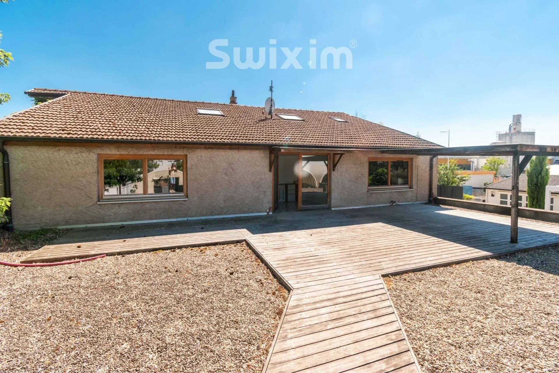locale professionale 6 Camere in affitto su Marlenheim (67520)