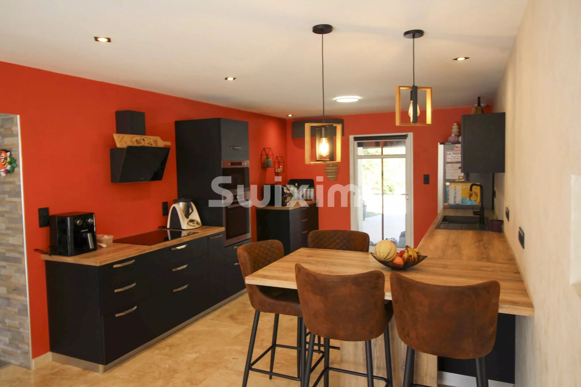 casa 15 Quartos para venda sobre Le Deschaux (39120)
