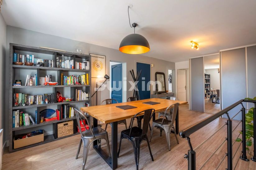 Venda Apartamento Annecy 5&nbsp;Quartos 115.98&nbsp;m²
