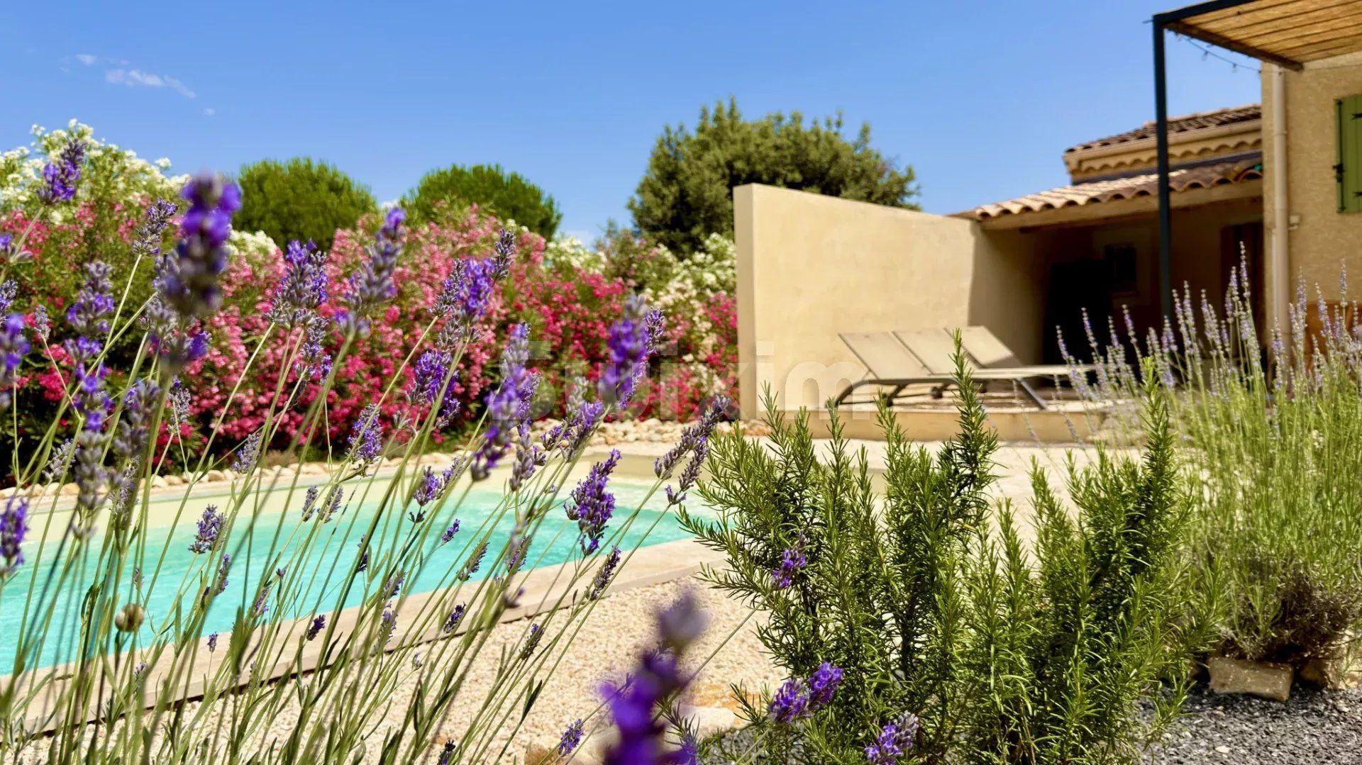 villa 4 Zimmer zum verkauf auf Uzès (30700)