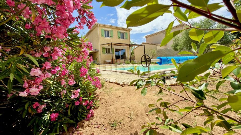 Verkauf Villa Uzès 4&nbsp;Zimmer 84&nbsp;m²