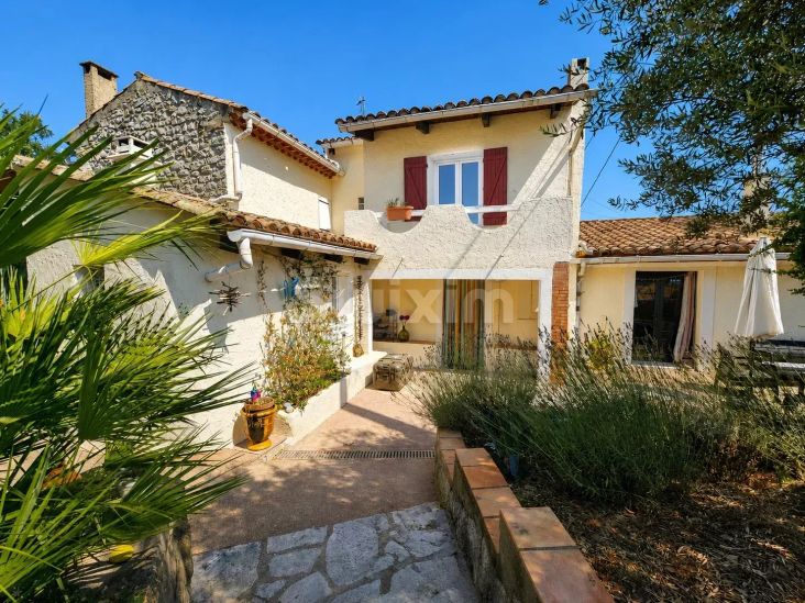 Sale Villa Saint-Hilaire-de-Brethmas 5&nbsp;Rooms 105&nbsp;m²