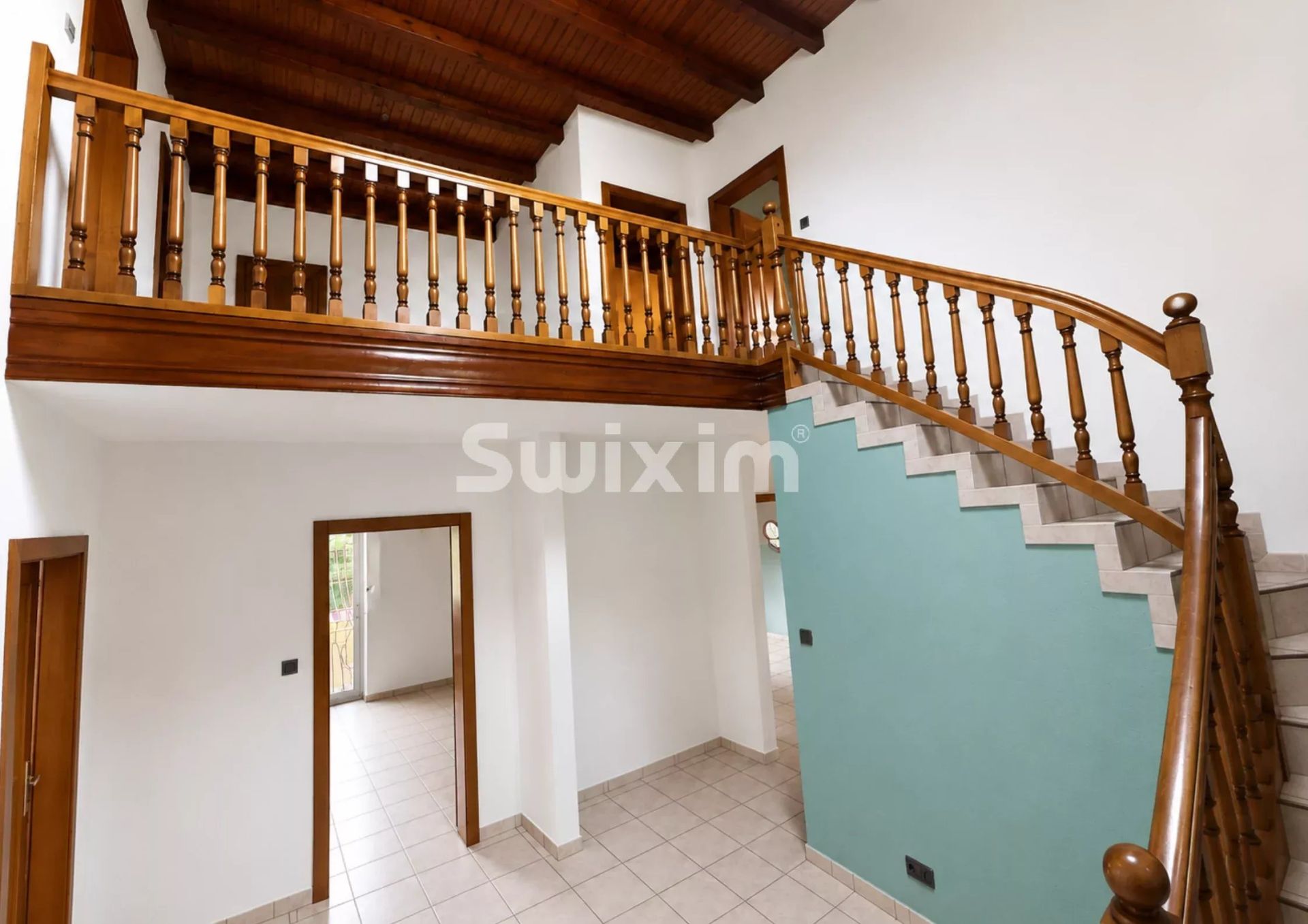 house 6 Rooms for sale on Katzenthal (68230)