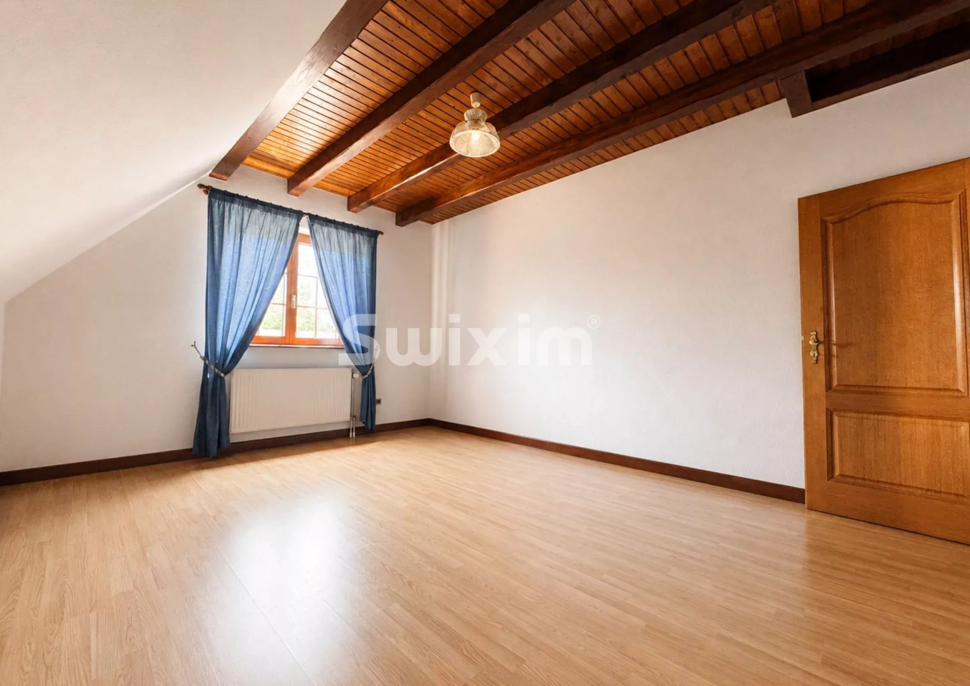 house 6 Rooms for sale on Katzenthal (68230)