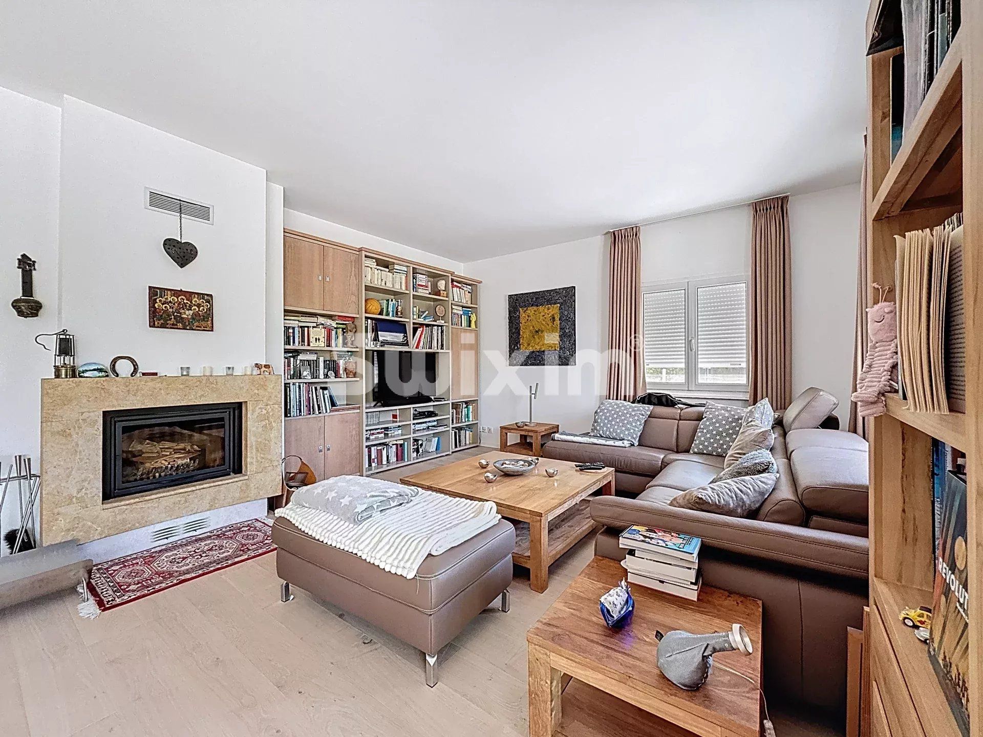 casa 7 Camere in vendita su Divonne-les-Bains (01220)