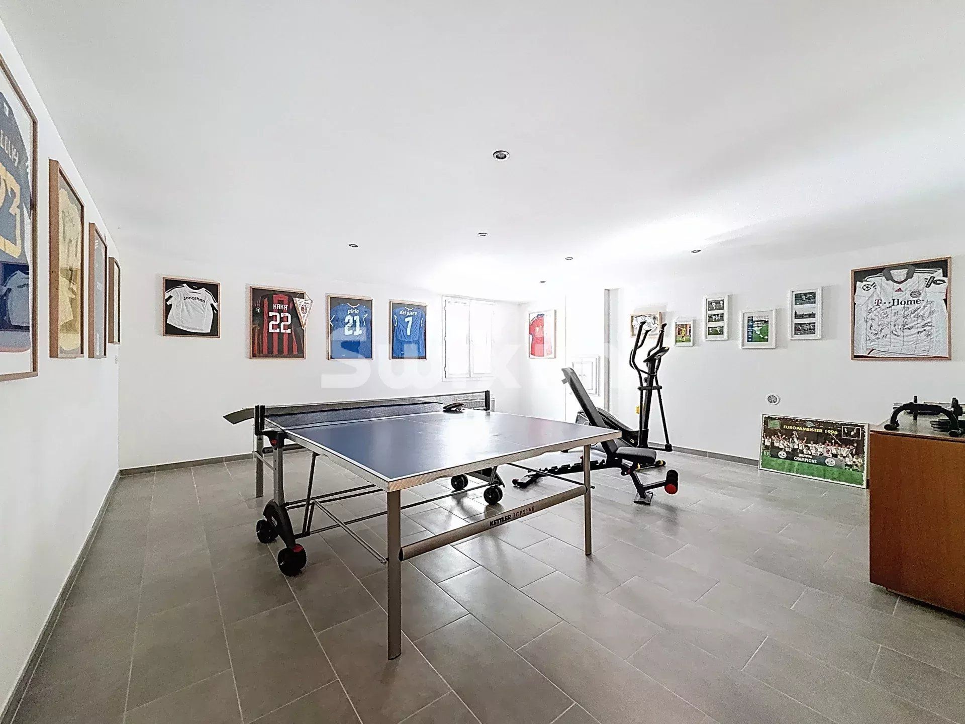 casa 7 Camere in vendita su Divonne-les-Bains (01220)