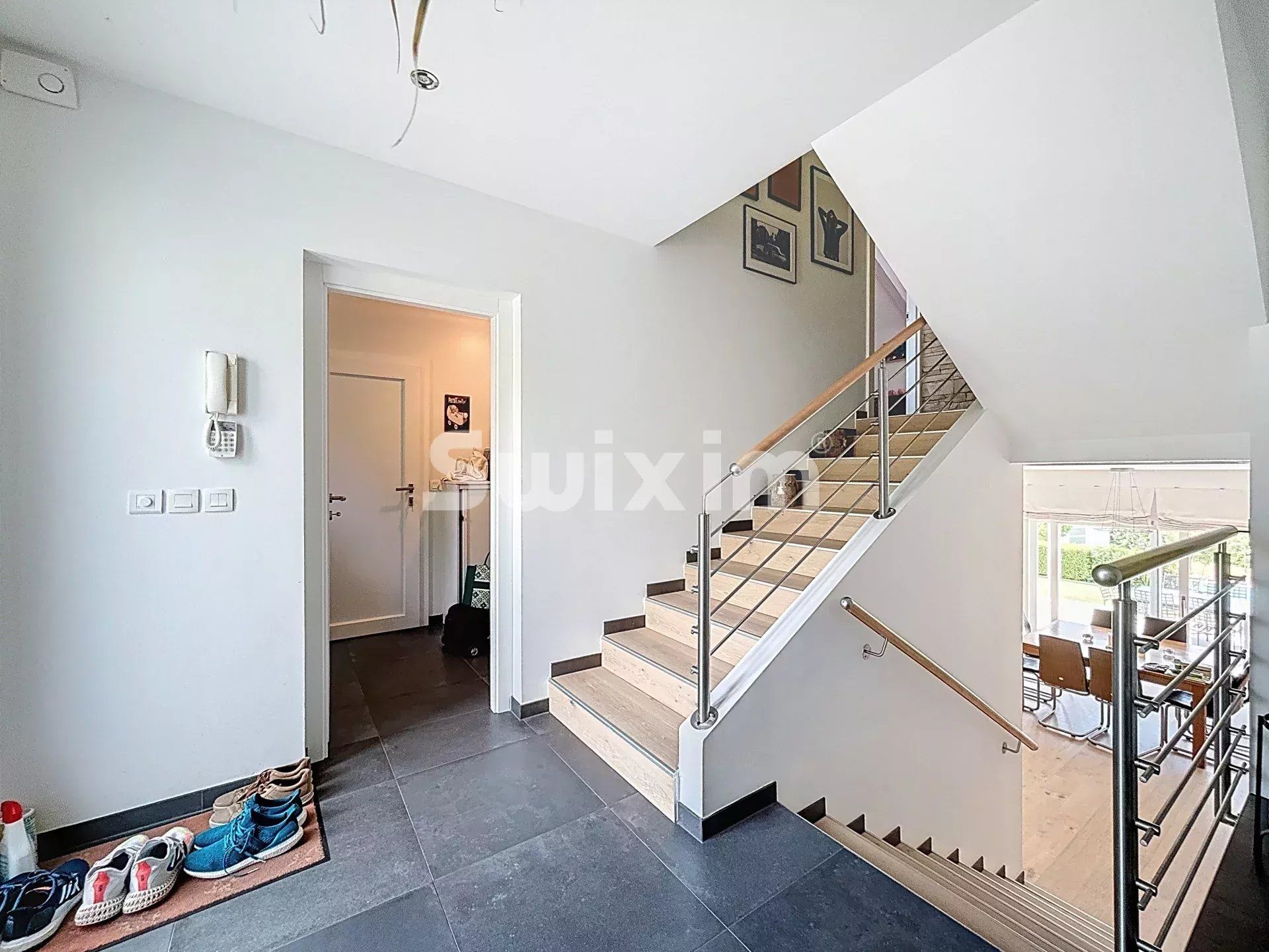 casa 7 Camere in vendita su Divonne-les-Bains (01220)