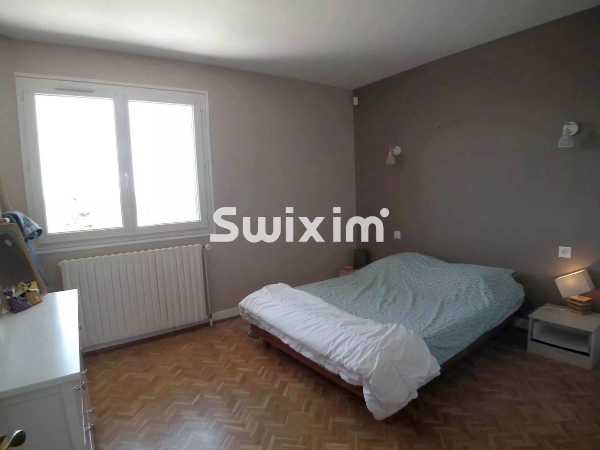 haus 8 Zimmer zum verkauf auf Lons-le-Saunier (39000)