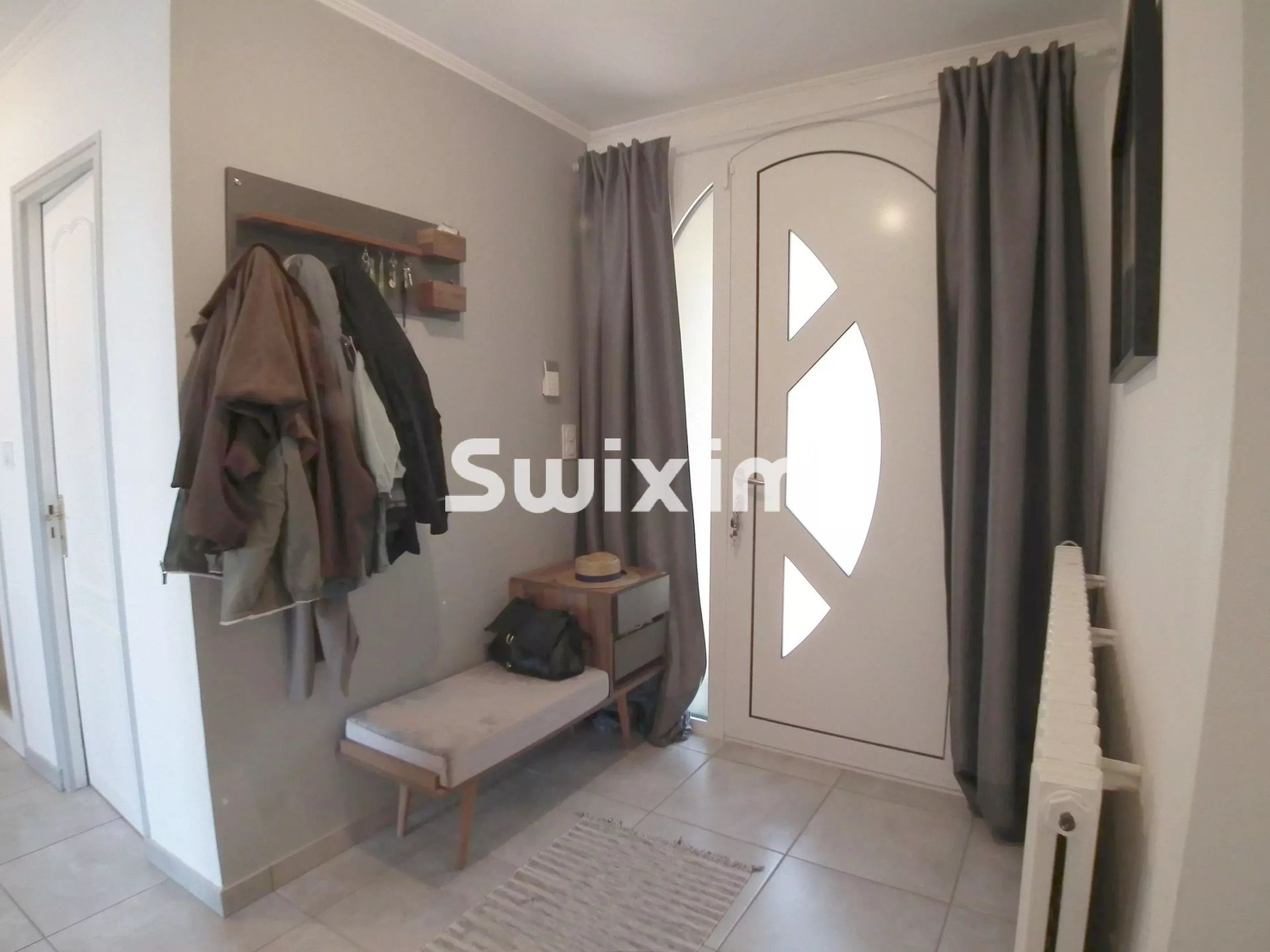 haus 8 Zimmer zum verkauf auf Lons-le-Saunier (39000)