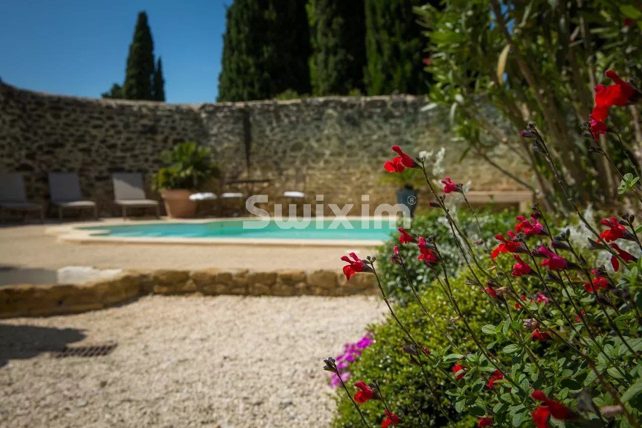 casa 14 Quartos para venda sobre Grignan (26230)