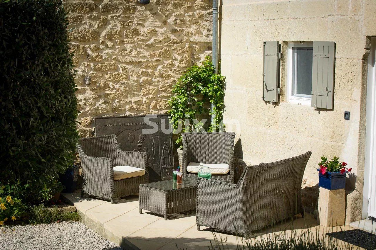 casa 14 Quartos para venda sobre Grignan (26230)