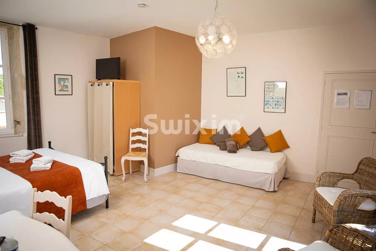 casa 14 Quartos para venda sobre Grignan (26230)