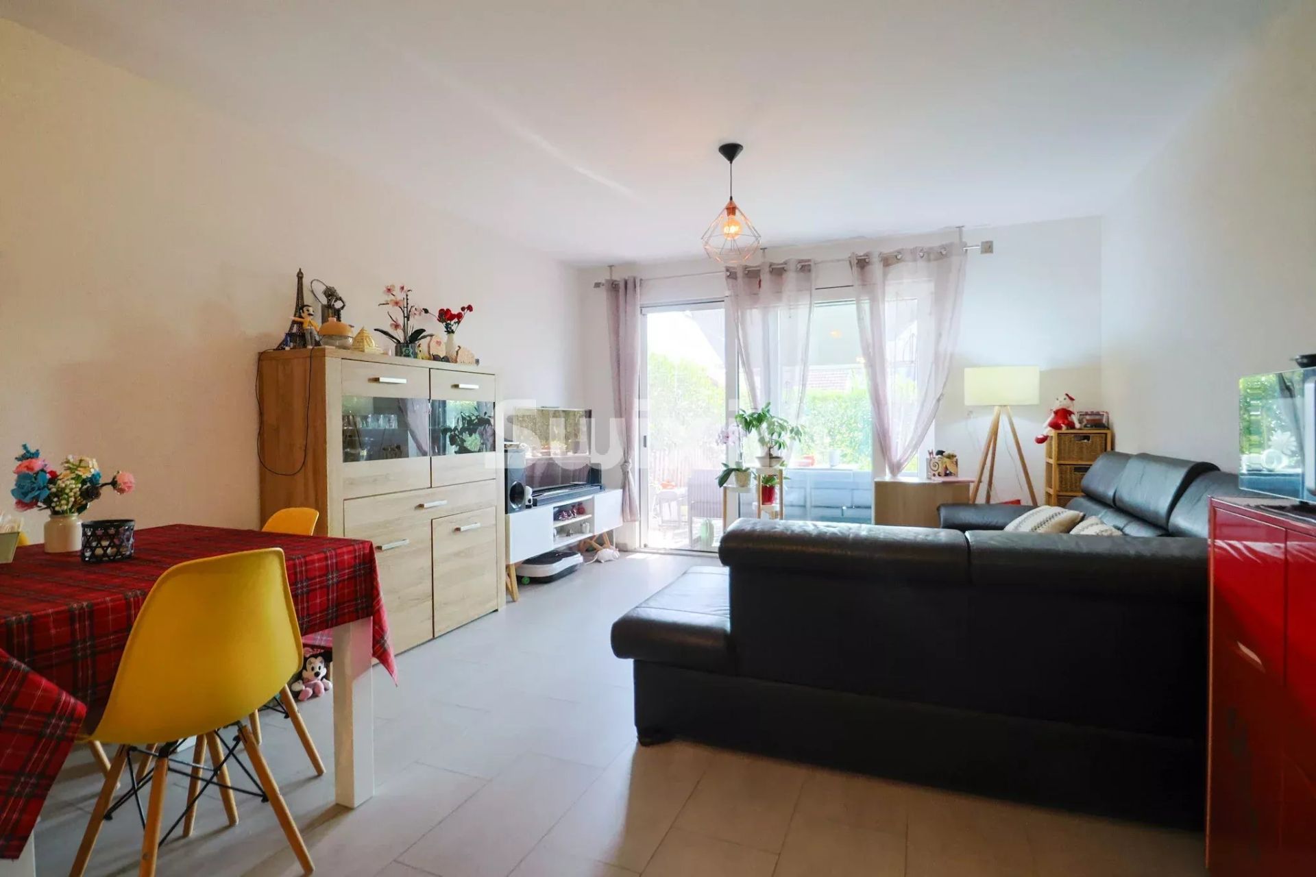 apartment 3.5 Rooms for sale on Oron-la-Ville (1610)
