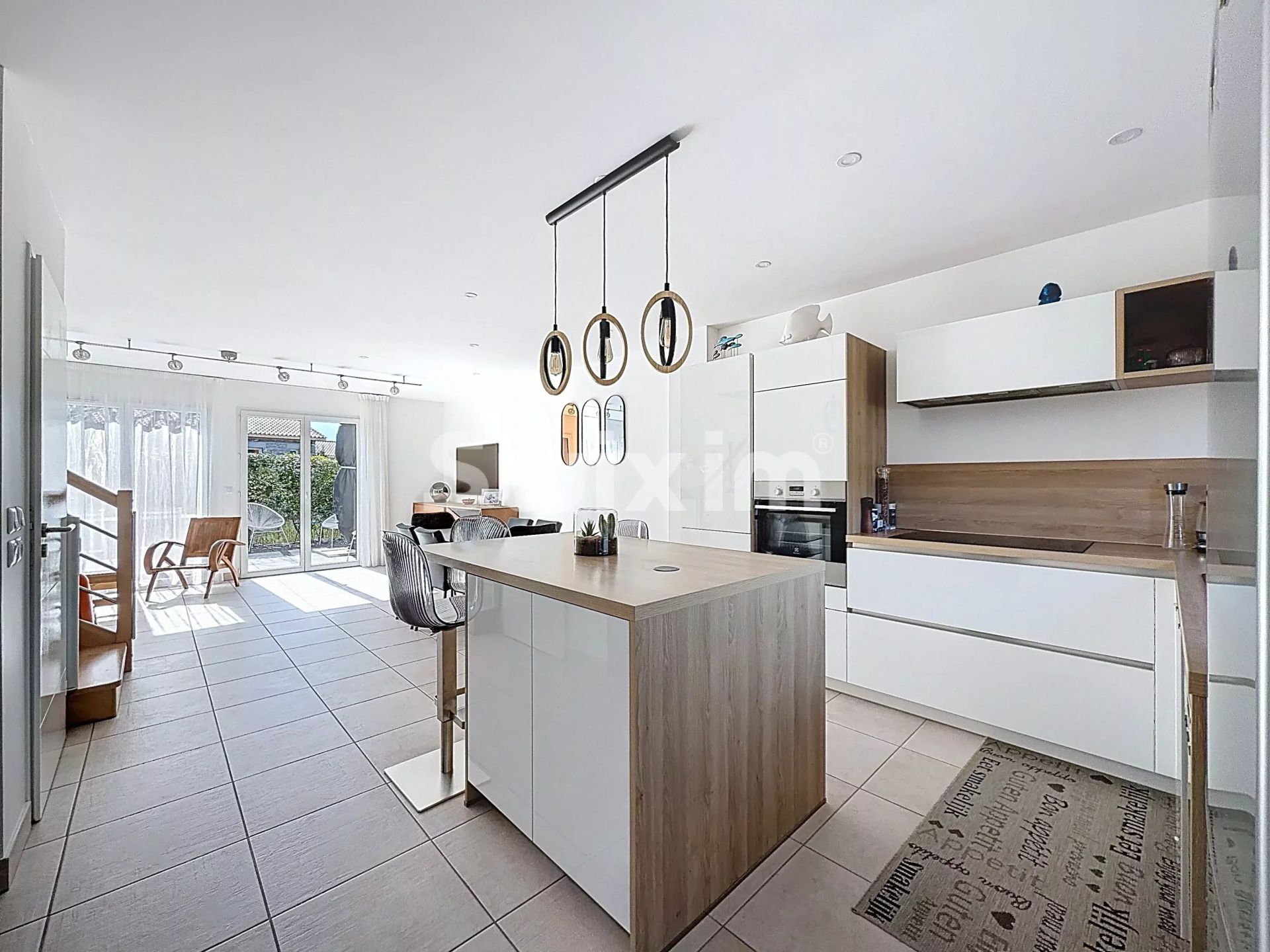 Vente Maison Cessy 4&nbsp;Pièces 90&nbsp;m²