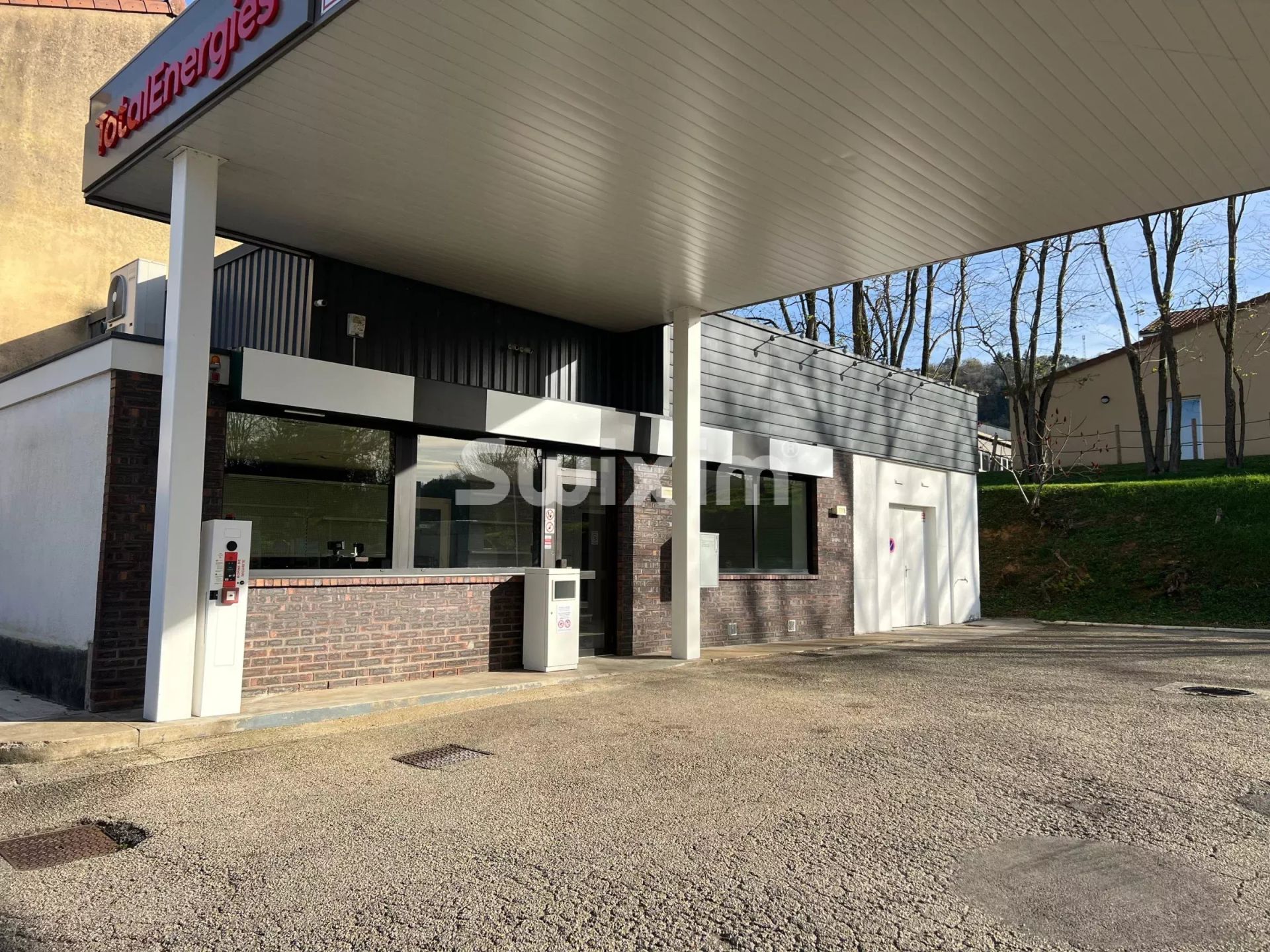 commerce 1 pièce en vente sur Coligny (01270)