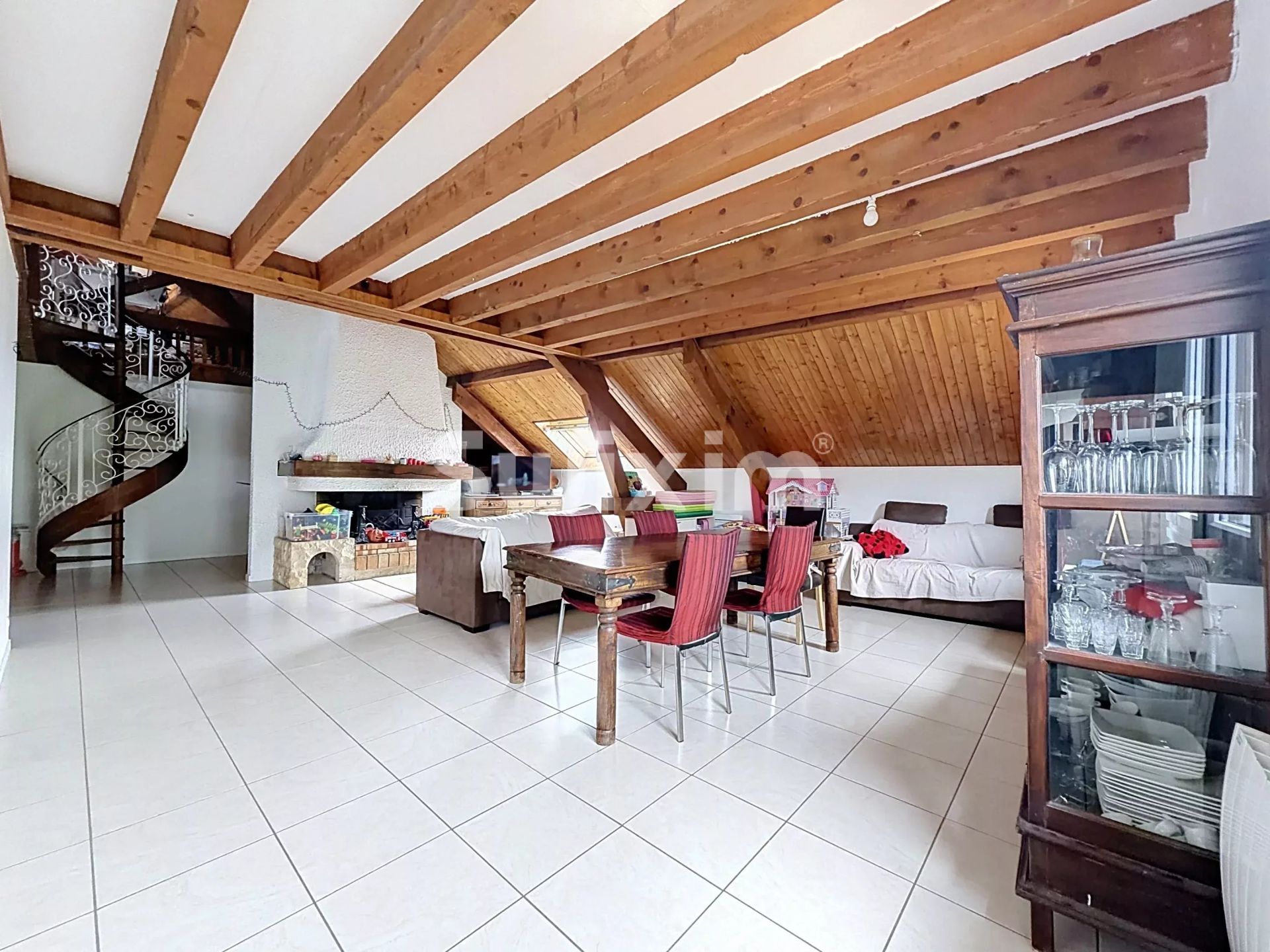 appartement 6 Pièces en vente sur Gex (01170)
