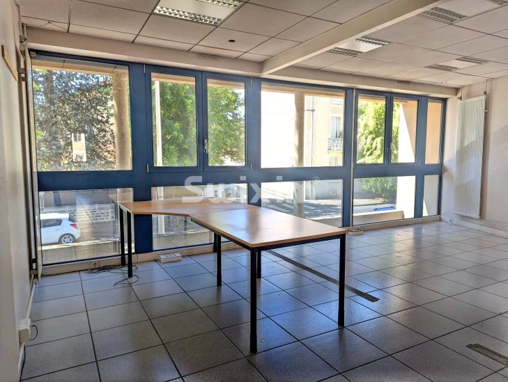 Vente Appartement Bourg-en-Bresse 1&nbsp;pièce 231.2&nbsp;m²