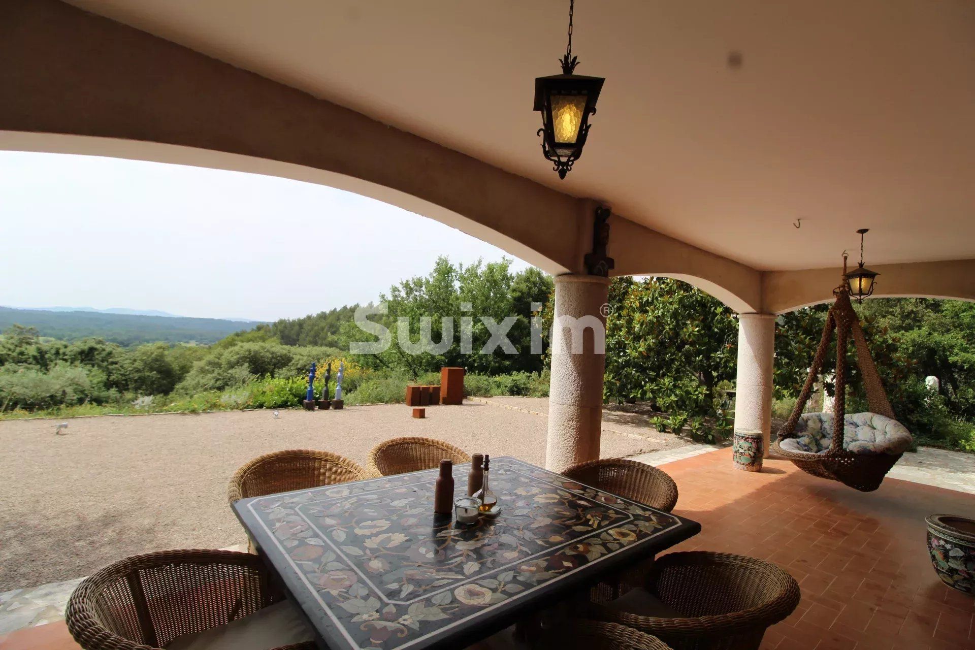 villa 8 Zimmer zum verkauf auf Callas (83830)