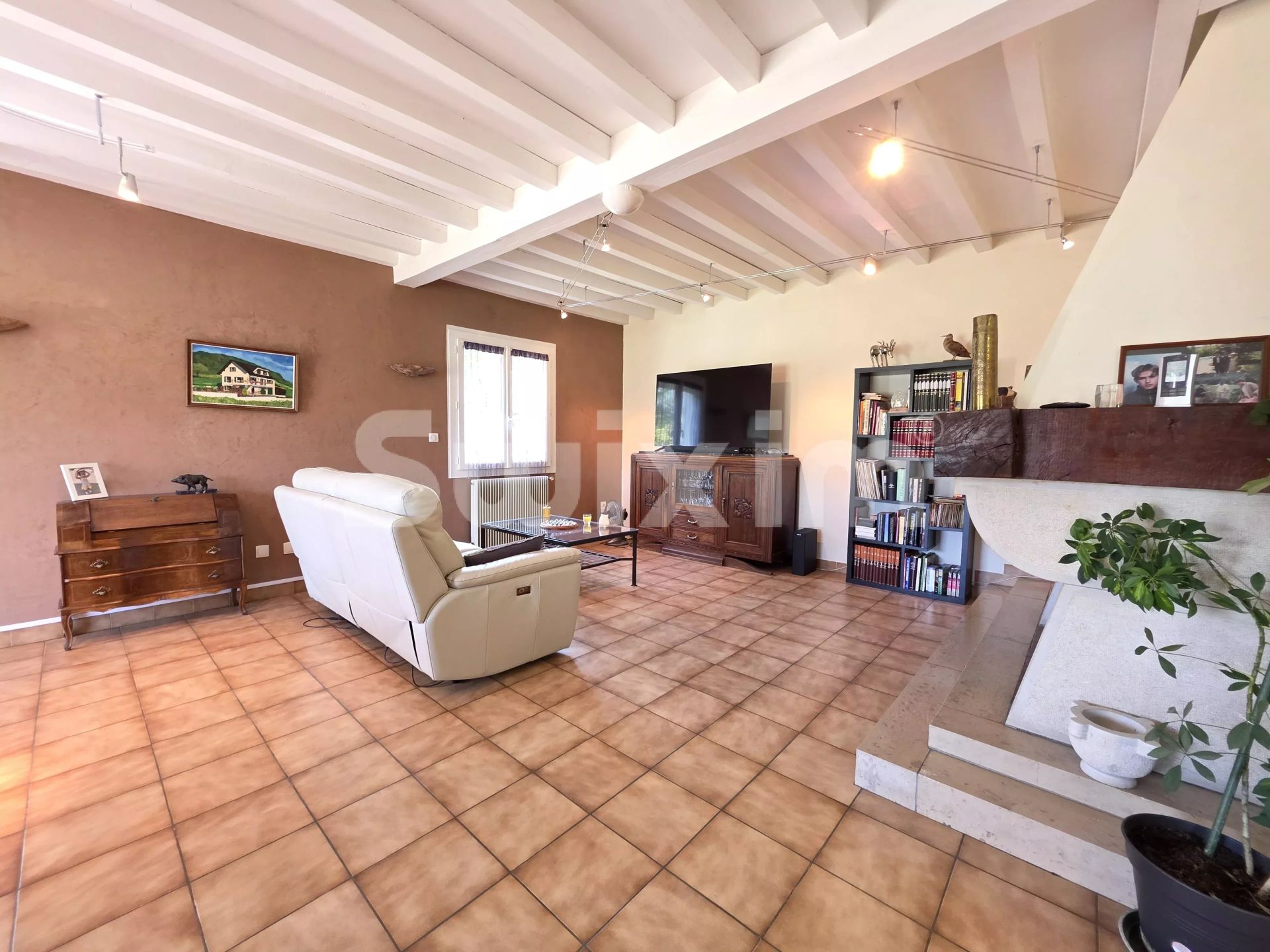house 7 Rooms for sale on Peyrieu (01300)